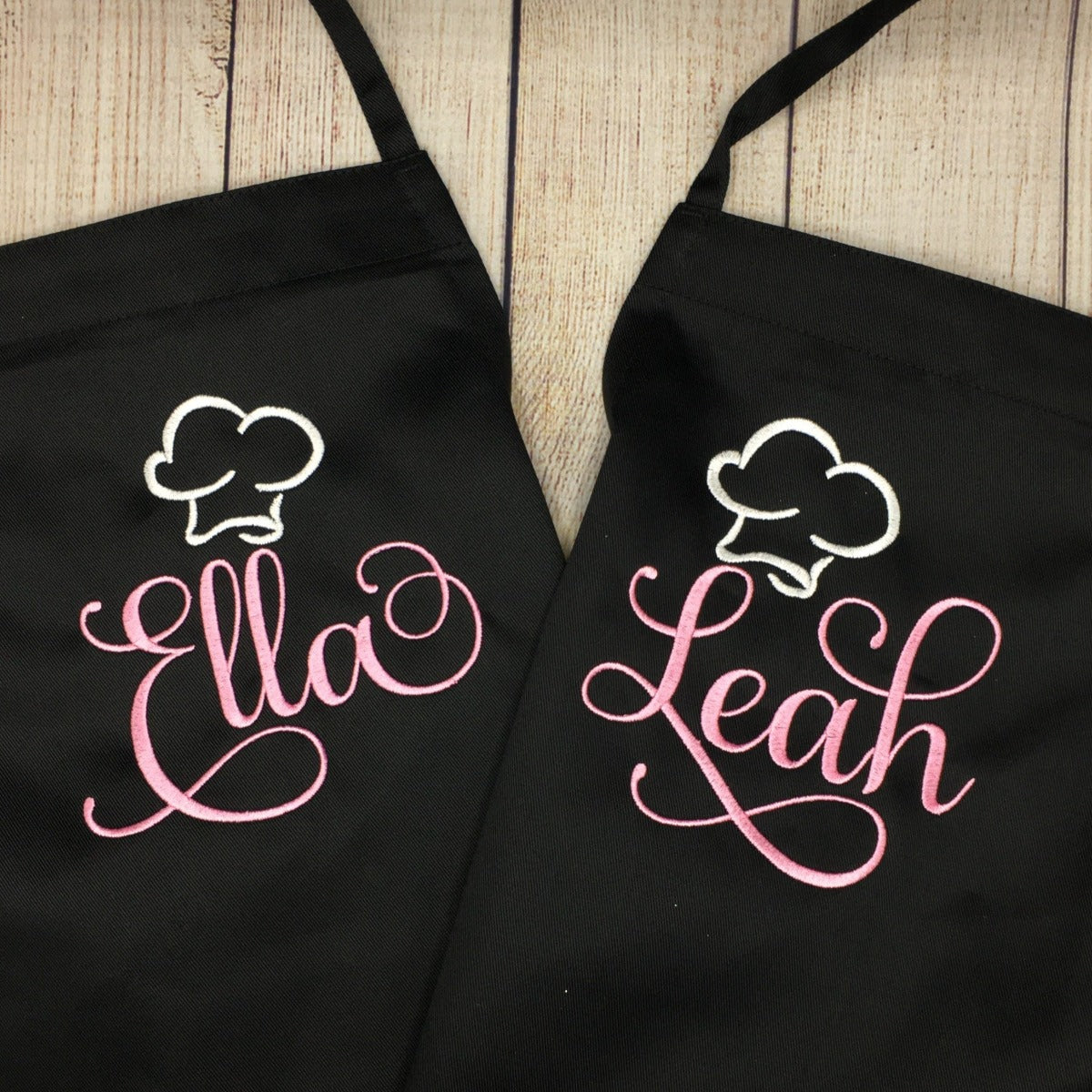 Personalized aprons for sisters swirly name